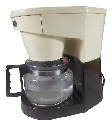 Vintage West Bend FlavoDrip 10 Cup Automatic Coffee Maker Beige • $59.95