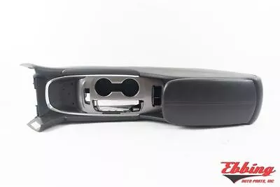 Front Floor Console With USB Port Black Fits 2016-2018 Chevrolet Malibu 691010 • $200