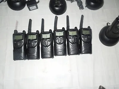 7 MOTOROLA  XTN Series Radios XU2100 With 5  Chargers For Parts • $134.95