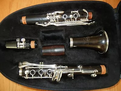 Leblanc Cadenza Wood Bb Clarinet: Just Serviced W/ New Pads Plus 2 Mouthpieces! • $799