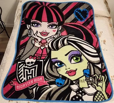 Monster High Fleece Throw Bed Blanket Draculaura Frankie Stein 37 1/2  X 48  • $32.99