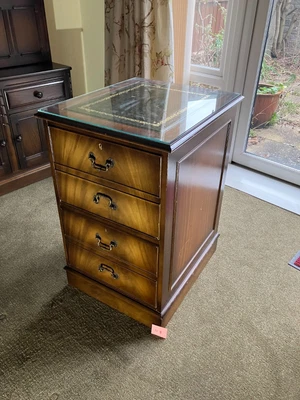 £50 • Buy Reproduction Mahogany Filing Cabinet 2 Drawer Leather Inlay Glass Top