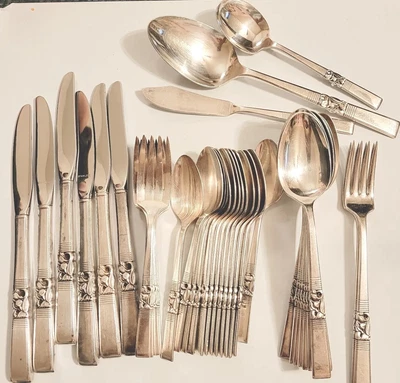 $35 • Buy Vintage 39 Piece Community Coronation Stainless Steel Silverware