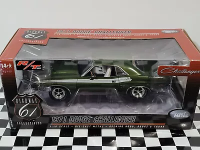 1:18 Highway 61  1971 Dodge Challenger R/T Green On White • $239.99