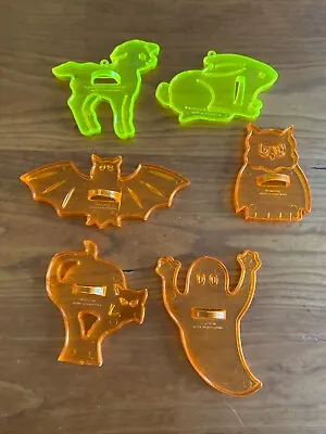 Lot 6 Vintage Amscan Halloween And Easter Plastic Cookie Cutters Yellow Orange • $4.99