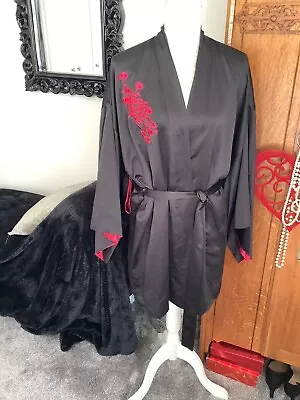 La SENZA Satin Like  Kimono With Floral Motif. Sexy Black & Red. Size Med/Large • £19.99