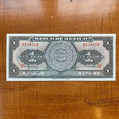 MEXICO Un Peso BANKNOTE 1970 AZTEC CALENDAR Mexican Currency Paper Money Crisp • $9.95