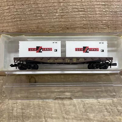 Model Power 4002 N-Scale ATSF 50' Flatcar W/Two Sealand Container #933253 VGC • $10.95