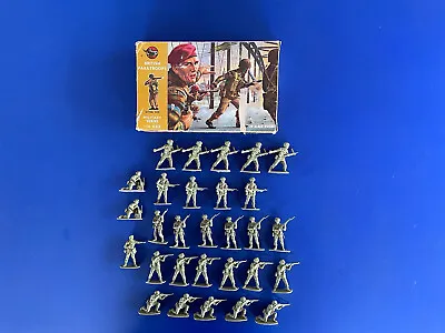 £20.99 • Buy Airfix Soldiers Boxed British Paratroopers 1 32 WW2 Excellent Condition.