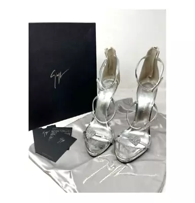 Giuseppe Zanotti Heels 40 • $34.85