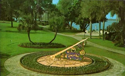 Cypress Gardens Sundial Puglisi Winter Haven Florida FL Chrome Postcard UNP • £4.82