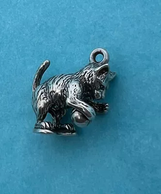 Vintage Sterling Silver Kitty Cat Playing With Ball Bracelet Charm Kitten 4.8g • $16