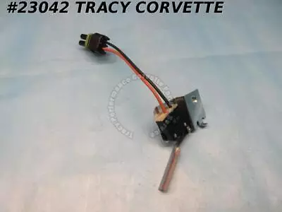 1984-1989 Corvette Right NOS Theft Deterrent Door Lock GM# 14066516 Switch • $199