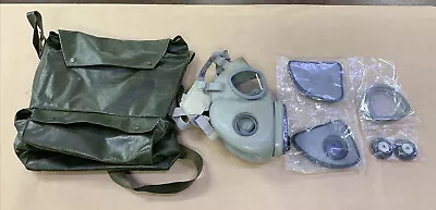 Military Gas Mask M10 W/ Bag Extra Lenses And Sealed Filters • $27.99