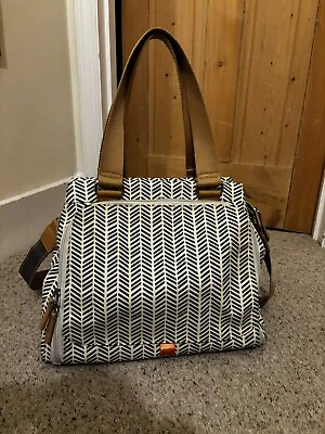 PacaPod Richmond Herringbone Changing Bag Navy • £25