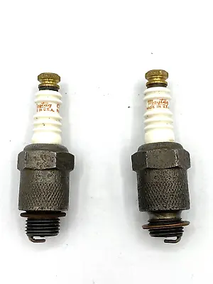 Rare Twin Cylinder Maytag Script Spark Plugs Original • $109.99