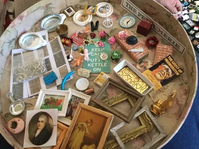 £5 • Buy Dolls House Job Lots Of Items