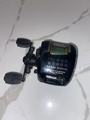 Team Daiwa TD2HI Baitcaster Fishing Reel Good Condition Right Handed • $44.99