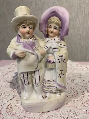 £6.99 • Buy Victorian Fairing Pottery Couple Lilac A/f