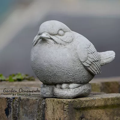 Robin Small Bird Hand Cast Stone Outdoor Garden Ornament Patio Home Gift • £34.90