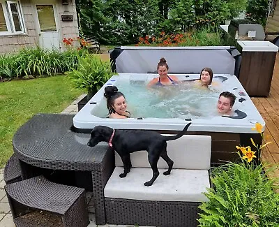 Erie 6-Person Hot Tub Spa 46 Jet Aromatherapy LEDs Bluetooth Waterfall • £10495