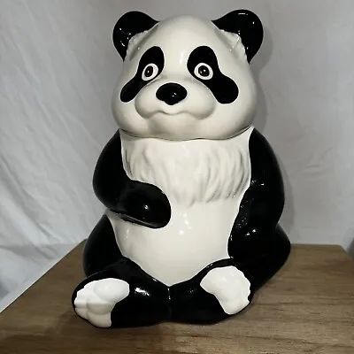 Vintage Ceramic Metlox PANDA BEAR Cookie Jar Made In The USA. $55..obo • $55