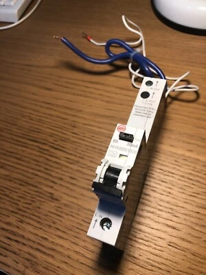 S. Wylex Nhxsbs1b06 Rcbo Wylex 6 Amp Rcbo 1p 6a B6 Nhxsbs1b06 • £8.95