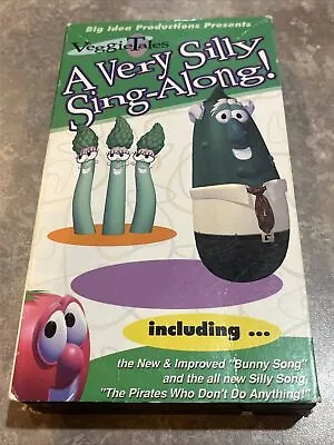 Vintage Veggie Tales A Very Silly Sing-Along! VHS Video Tape 1997 • $3.99