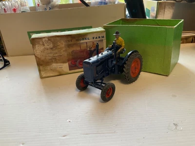 £229.99 • Buy BRITAINS.1:32.VINTAGE.FARM.FORDSON MAJOR E27N TRACTOR.VERY ORIGINAL 30s MODEL