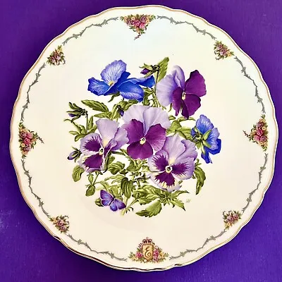 Royal Albert- Queen Mother's Favourite Flowers- Pansies Plate • £12