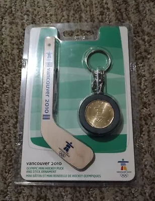 Canada Vancouver 2010 Olympics Lucky Looney Set Hockey Decoration And Keychain! • $18