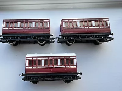 3 X Hornby 4 Wheel Coaches R016 - 60. Caledonian (?) Maroon & White Livery • £3.20
