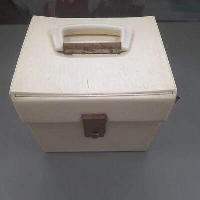 Record Carrying Case For 7  Singles.  Holds Approximately 40  Cream. • £12.50