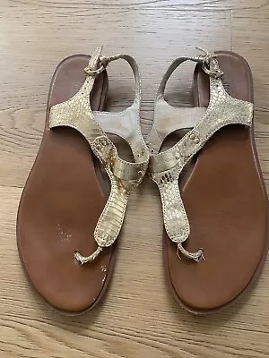 Michael Kors MK Gold Plate Flat Leather Thong Sandals Strap Size 8 Gold • $22