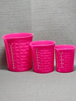 KOCHBLUME 3-Piece Silicone Measuring Cup Set Hot Pink • $20