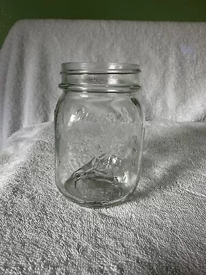 Vintage Mom’s Mason Canning Pint Jar • $7.70