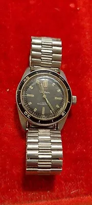 1960s Vintage Waltham Bathyscaphe Dive Watch 17 Jewels Running  • $800