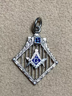 Vintage 10K White Gold Masonic Pendant/Charm With Blue Stone Unique 1.6 Grams  • $189
