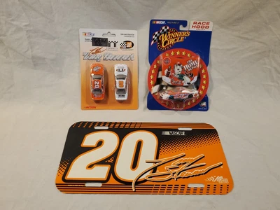 $0.99 • Buy Tony Stewart #20 Plate Cover & Three 1:64 Die Cast Cars Winners Circle & Action