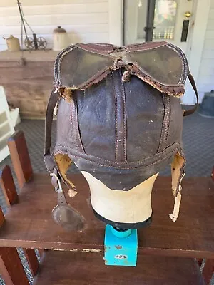 WWII USN NAVY LEATHER FLIGHT HELMET 1943 CAP NAF 1092 Goggles And Display Stand • $449
