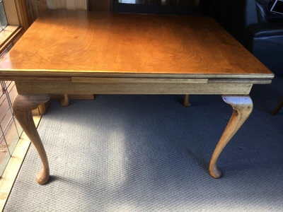 $1050 • Buy Vintage Extendable Queen Anne Cherry Wood Dining Table And 6 Chairs Exc Cond