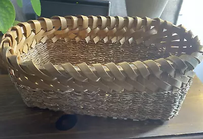 Vintage Basket With Liner In VGC Woven Beautifully Handmade • $6.99