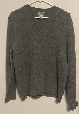 LL Bean Shetland Wool Sweater Mens Medium Scotland Gray Grey V Neck • $10