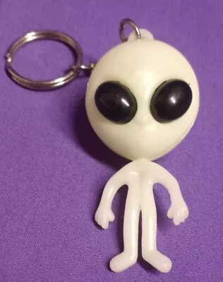 Vintage Glow In The Dark Alien UFO 2 1/2 Inch Figure Keyring Keychain White • $6