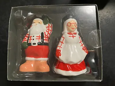 MR & MRS SANTA CLAUS SALT And PEPPER Shaker Set Ceramic Shakers Christmas • $9.04