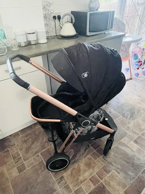 £50 • Buy My Babiie Travel System