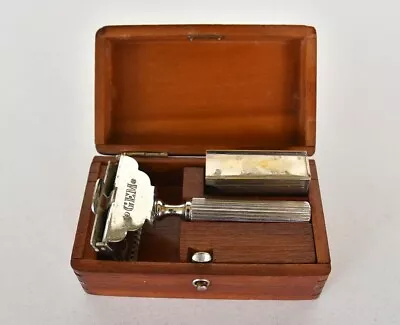 Vintage GEM Safety Razor In Timber Box Made In USA • $39.95