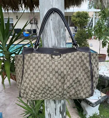 $179.99 • Buy Gucci Brown Logo Print Zip Top Shoulder Bag Purse Made In Italy