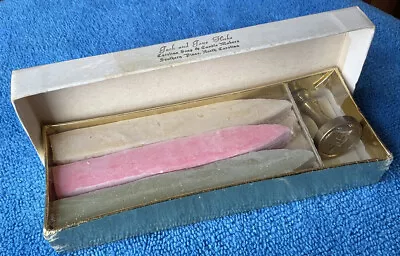 Scented Sealing Wax And Seal -new Vintage Sealed In Box • $10