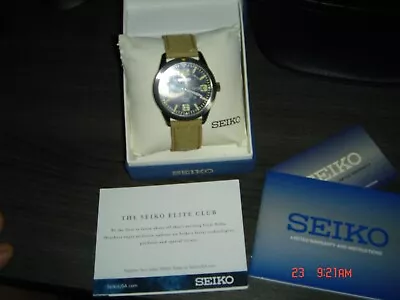 Seiko Solar Men's Watch - V158-0AB0 With  Box And Papers Day/date Black Stainl • $125